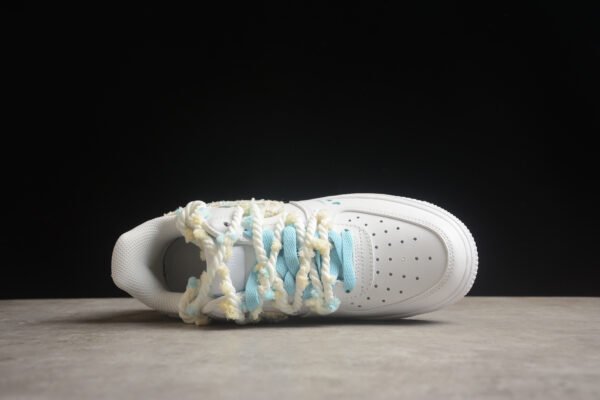 Nike Air Force 1 - Image 4