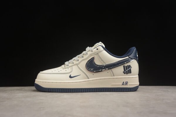 Nike Air Force 1 - Image 2