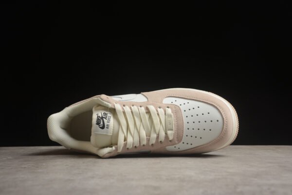 Nike Air Force 1 - Image 4