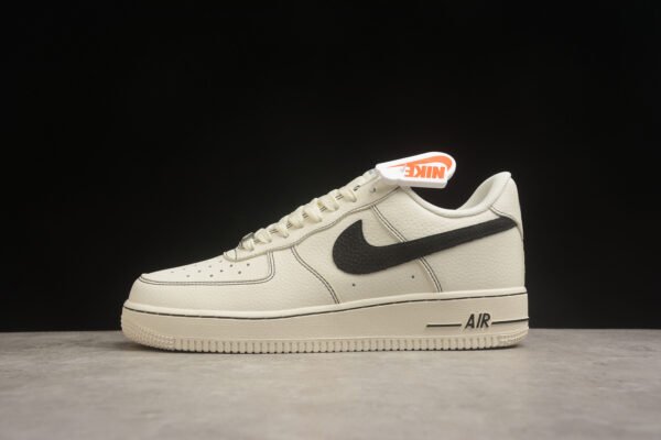 Nike Air Force 1 - Image 3