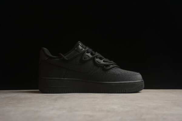 Nike Air Force 1 - Image 2