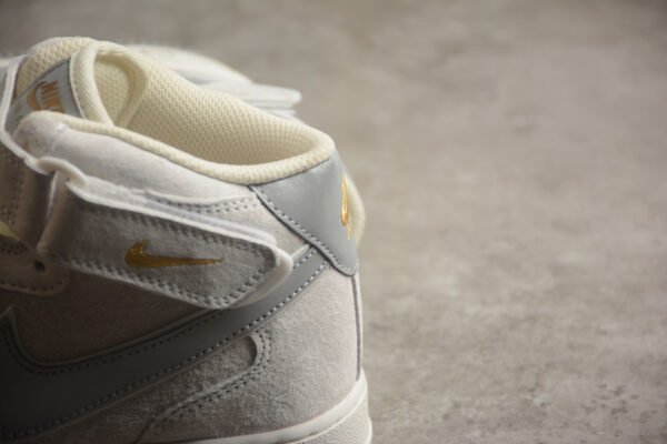Nike Air Force 1 - Image 2