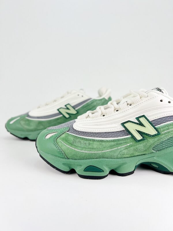 New Balance 1000 - Image 4