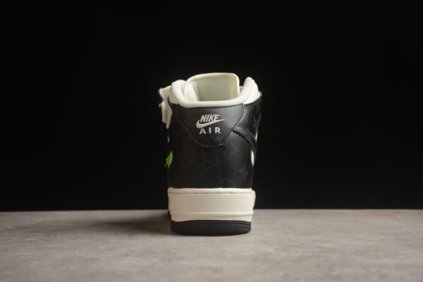 Nike Air Force 1 - Image 2