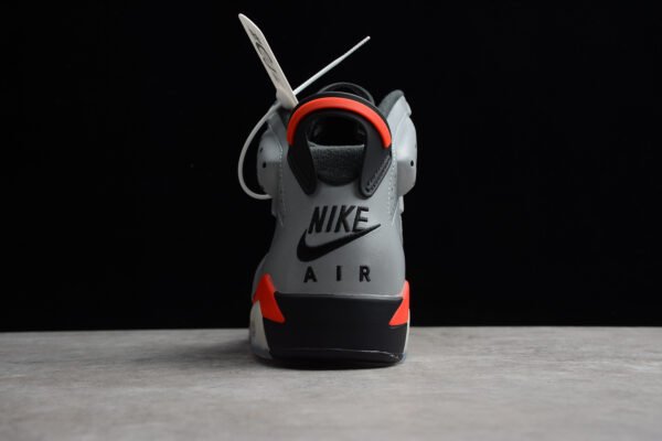 AIR JORDAN 6 - Image 4