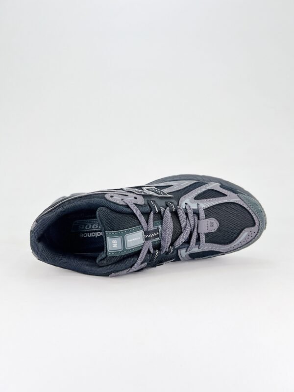 New Balance M1906R - Image 2