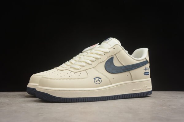 Nike Air Force 1 - Image 2