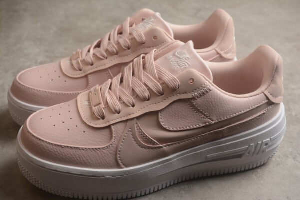 Nike Air Force 1 - Image 4