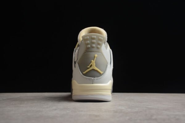 AIR JORDAN RETRO 4 - Image 5
