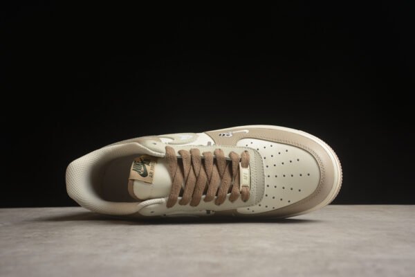 Nike Air Force 1 - Image 3