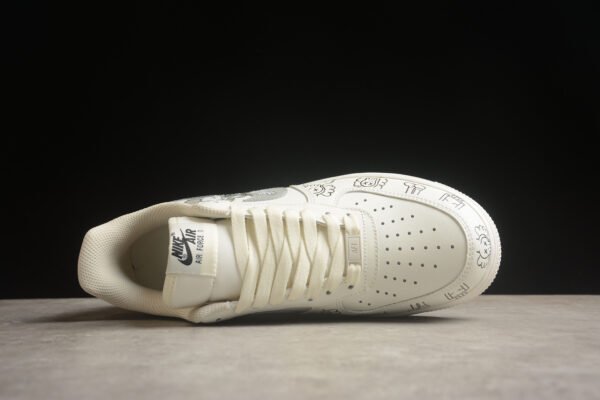 Nike Air Force 1 - Image 5