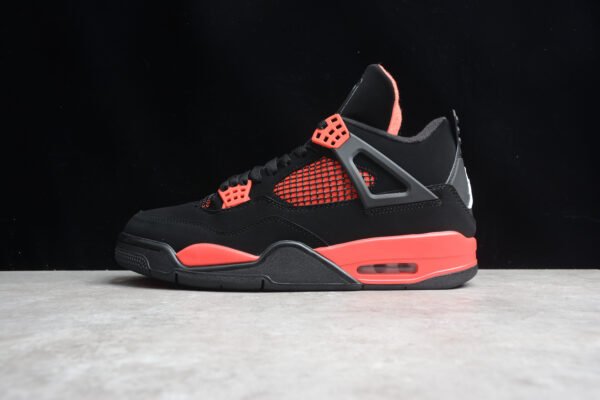 AIR JORDAN RETRO 4