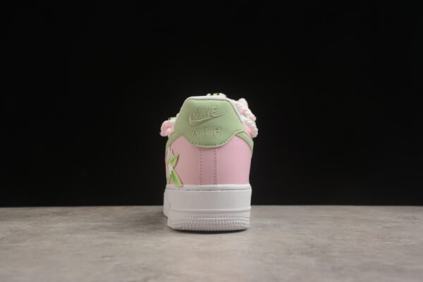Nike Air Force 1 - Image 2