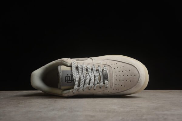 Nike Air Force 1 - Image 2