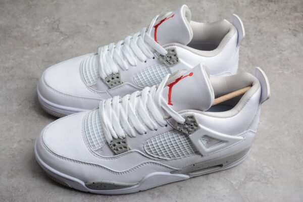 AIR JORDAN RETRO 4 - Image 2