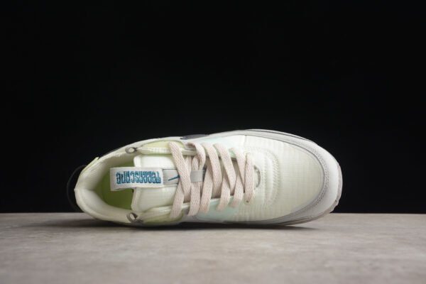 Nike Air Max 90 - Image 2