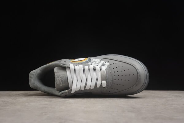 Nike Air Force 1 - Image 4
