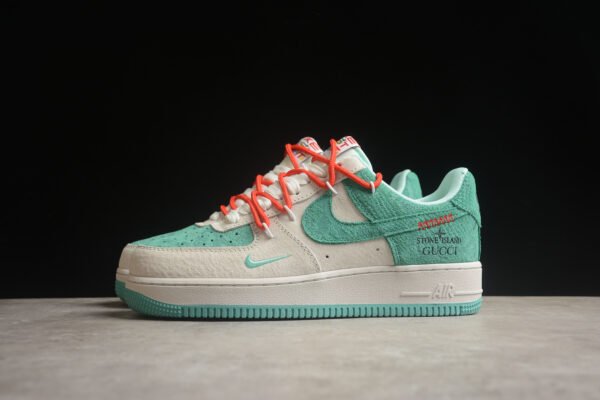 Nike x Gucci - Image 4