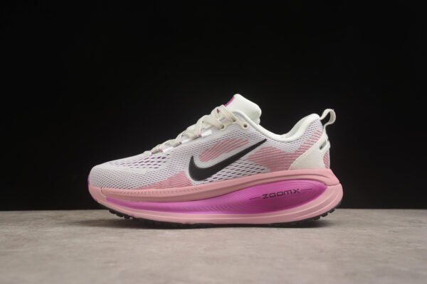 Nike VOMERO 18