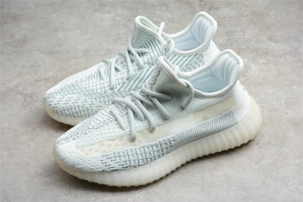 Adidas Yeezy Boost - Image 4