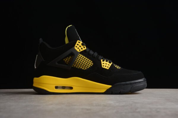 AIR JORDAN RETRO 4 - Image 2