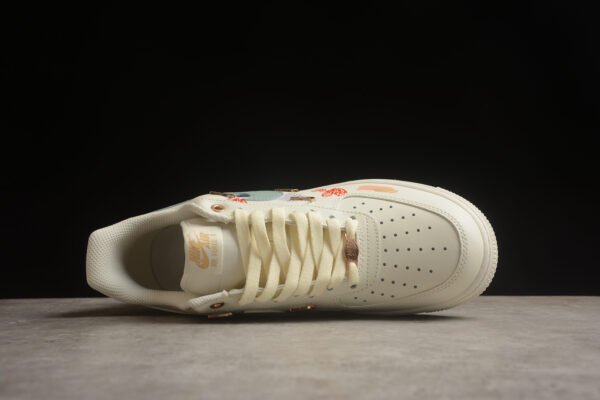 Nike Air Force 1 - Image 3