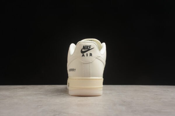 Nike Air Force 1 - Image 2