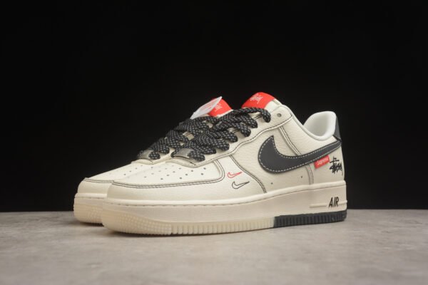 Nike Air Force 1 - Image 3