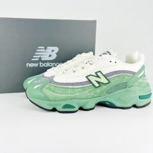 New Balance 1000
