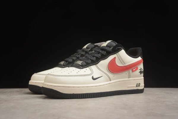 Nike Air Force 1 - Image 2