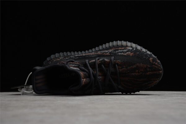 Adidas Yeezy Boost - Image 3